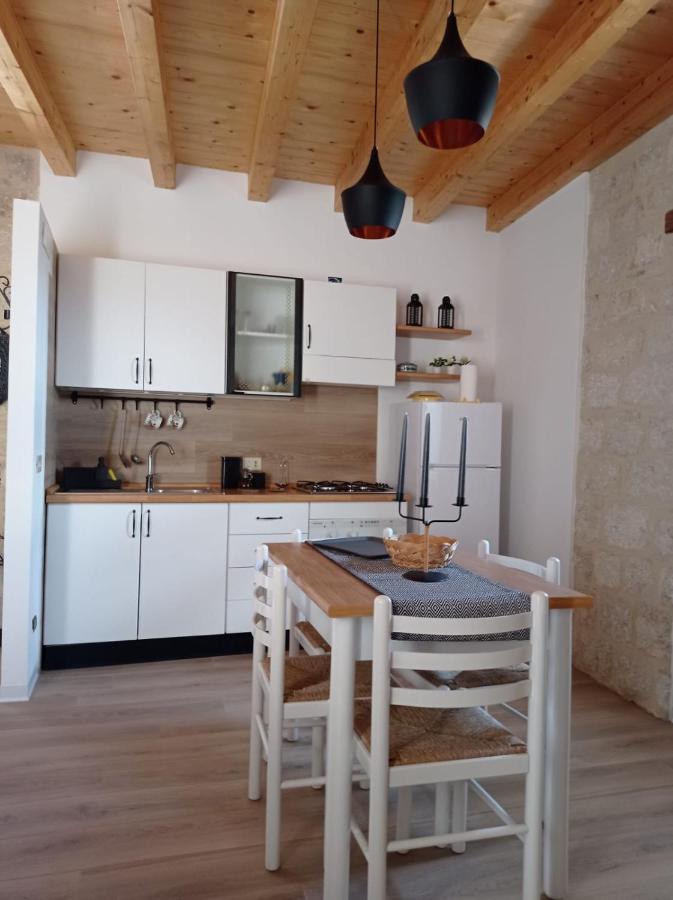 Casa Vacanze Borgo Gulini Da Anna Petralia Soprana Buitenkant foto