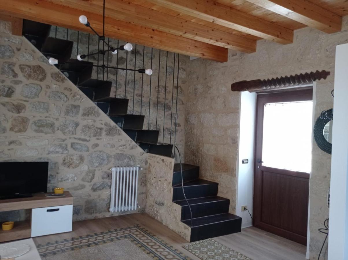 Casa Vacanze Borgo Gulini Da Anna Petralia Soprana Buitenkant foto