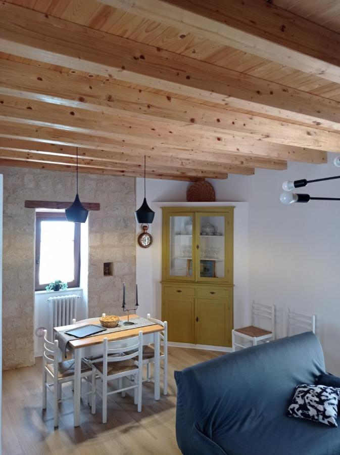 Casa Vacanze Borgo Gulini Da Anna Petralia Soprana Buitenkant foto